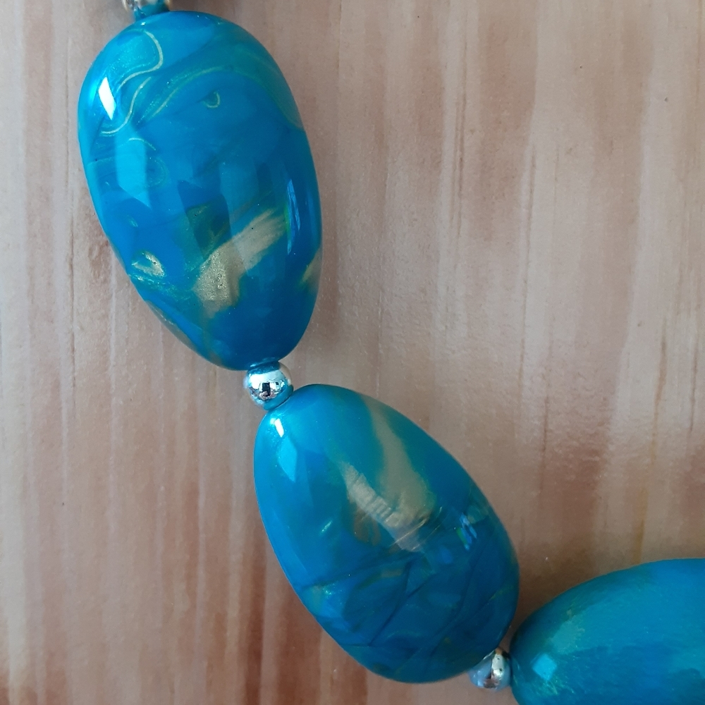 Necklace - Picture 2 of 2